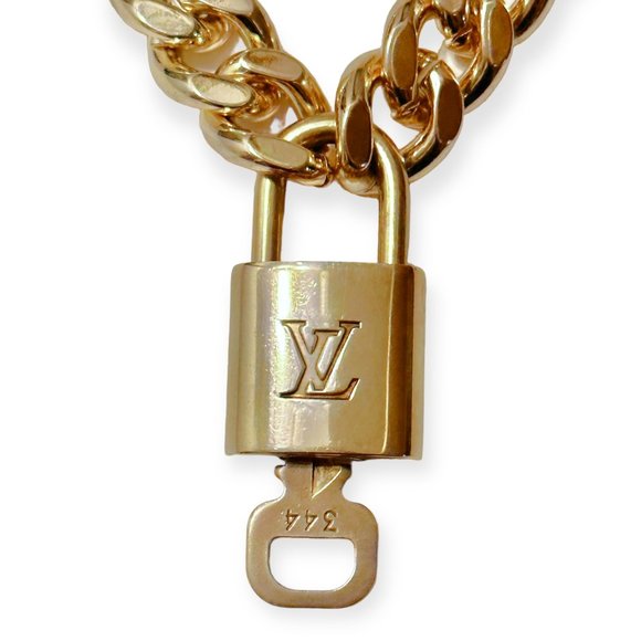 BACK IN STOCK!!! LOUIS VUITTON Padlock Choker Necklace, Gold - Picture 3 of 7